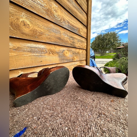 MIA Women’s Janis SZ.7 Wooden Platform Wedge Sandal High Heels - Picture 2 of 4